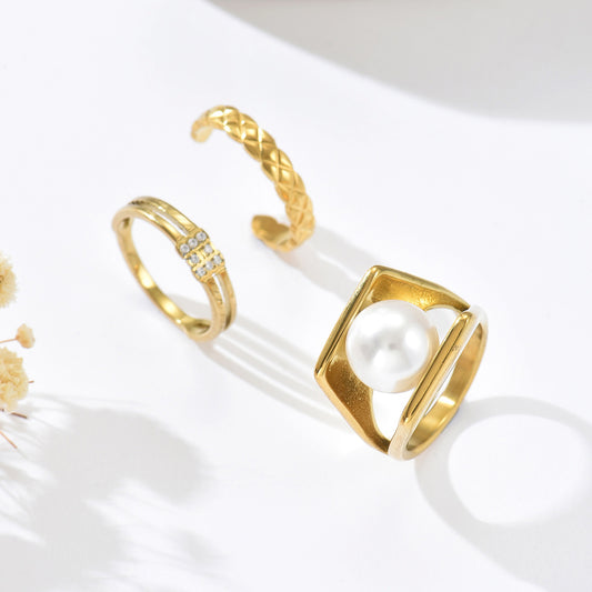 Radiant Pearl Cage Ring