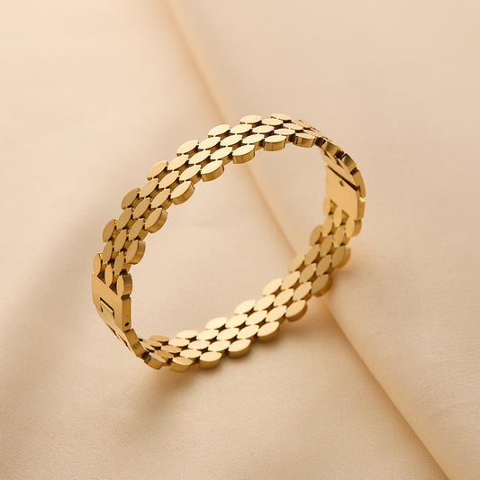 Chic Gold Reptile Chain Bracelet