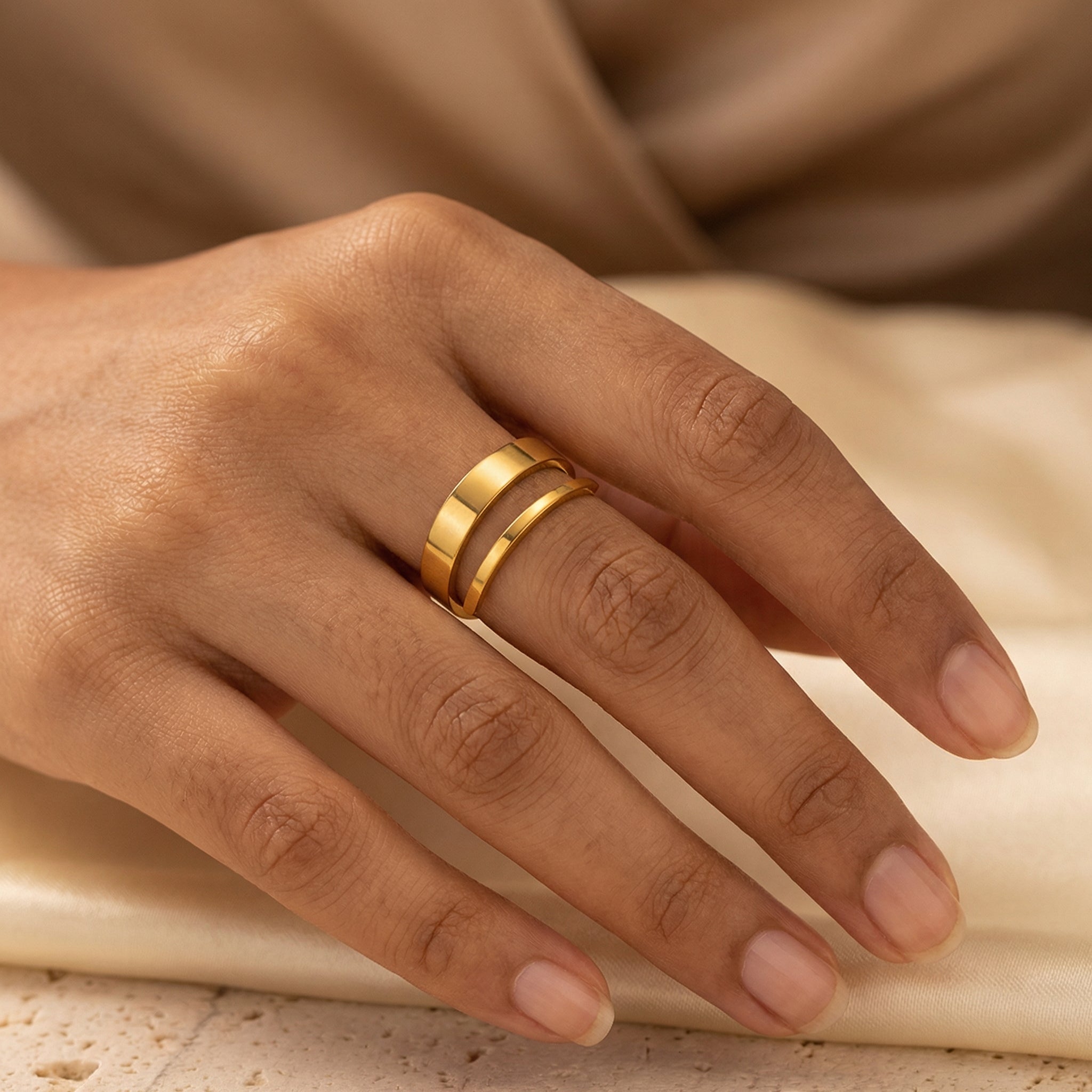 Loop Luxe Ring