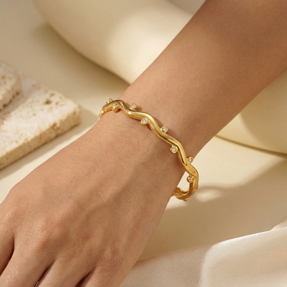 The Crystal Ripple Bangle
