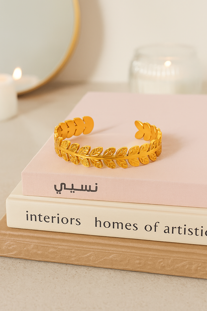 Victory Leaf Cuff
