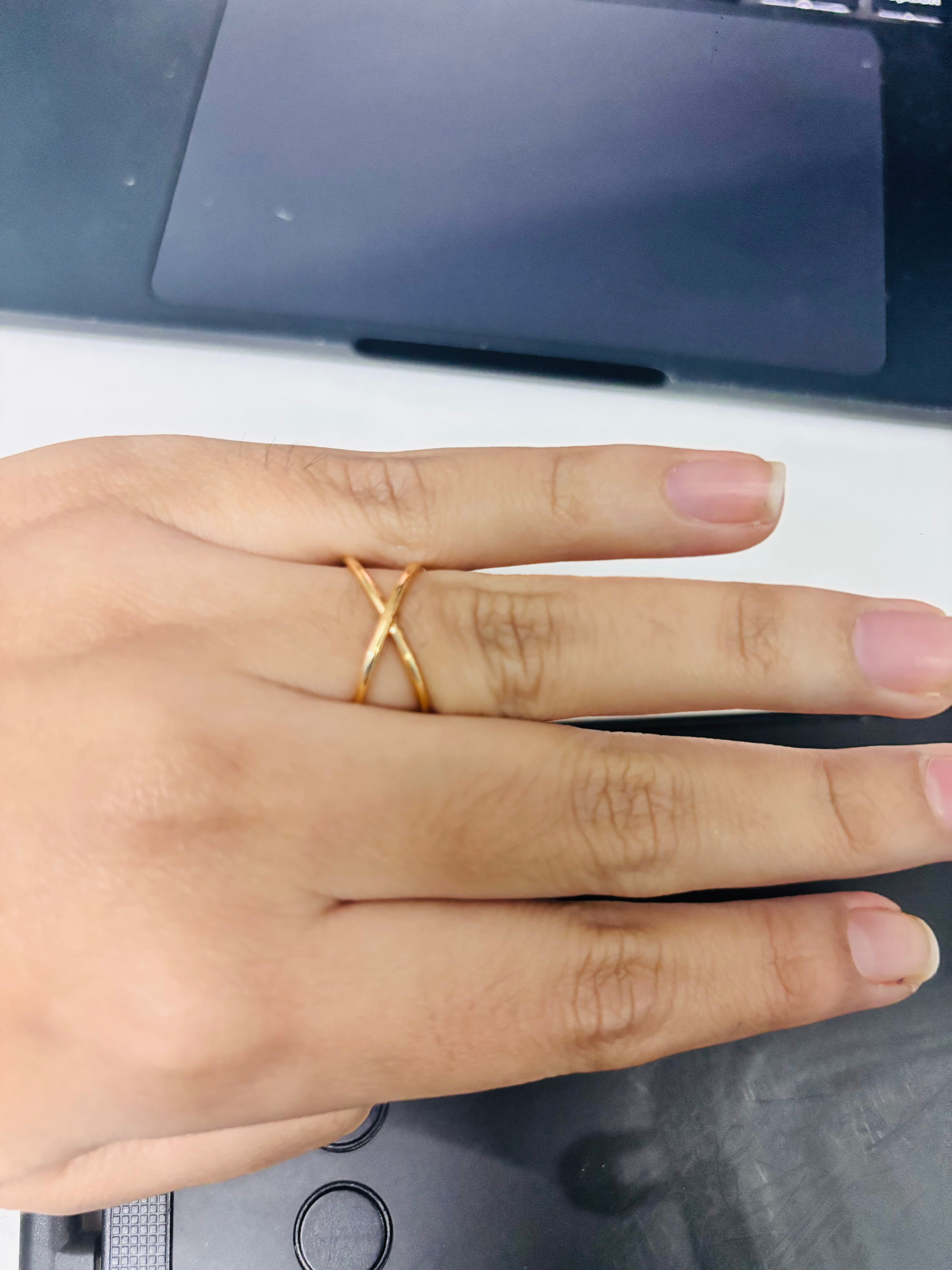 Criss-Cross Ring