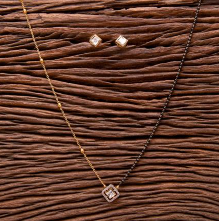 Internal Square Mangalsutra Set