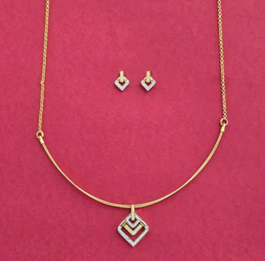 Geometric Chevron Curve Pendant Set