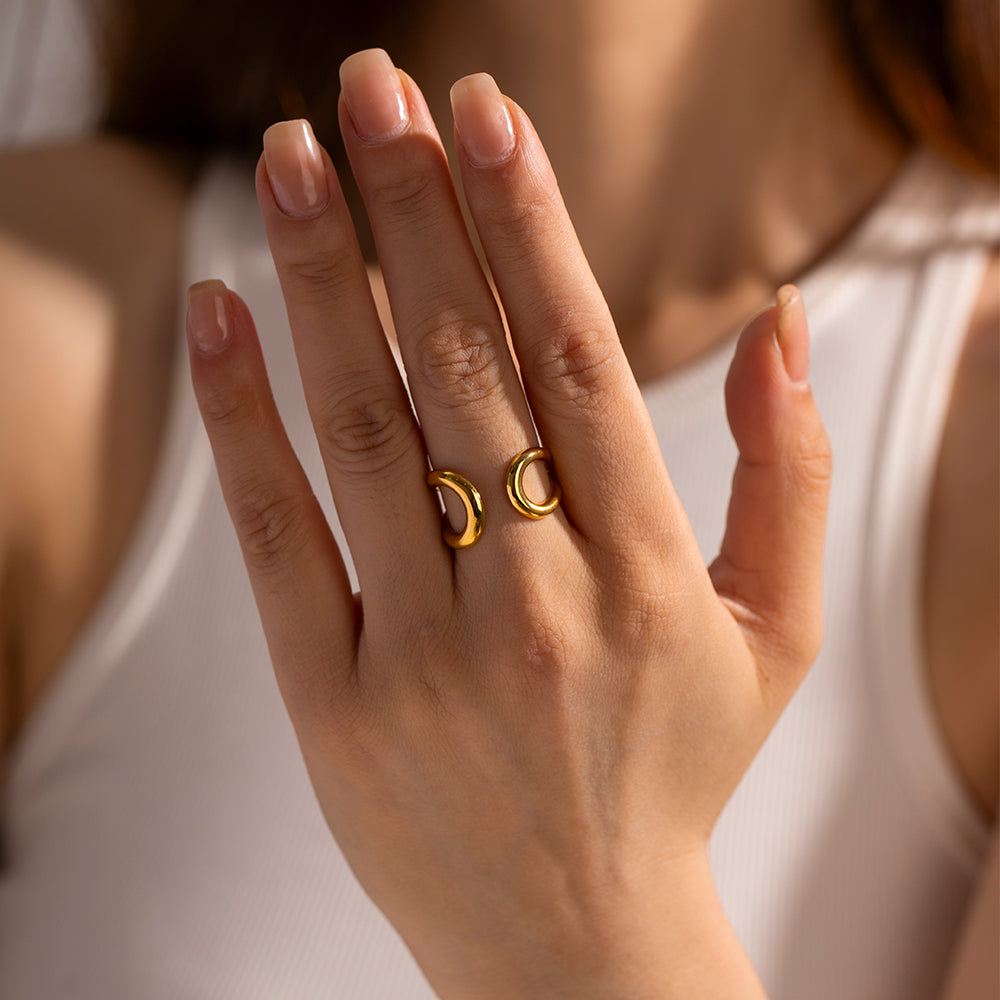 Moonlit Hug Ring