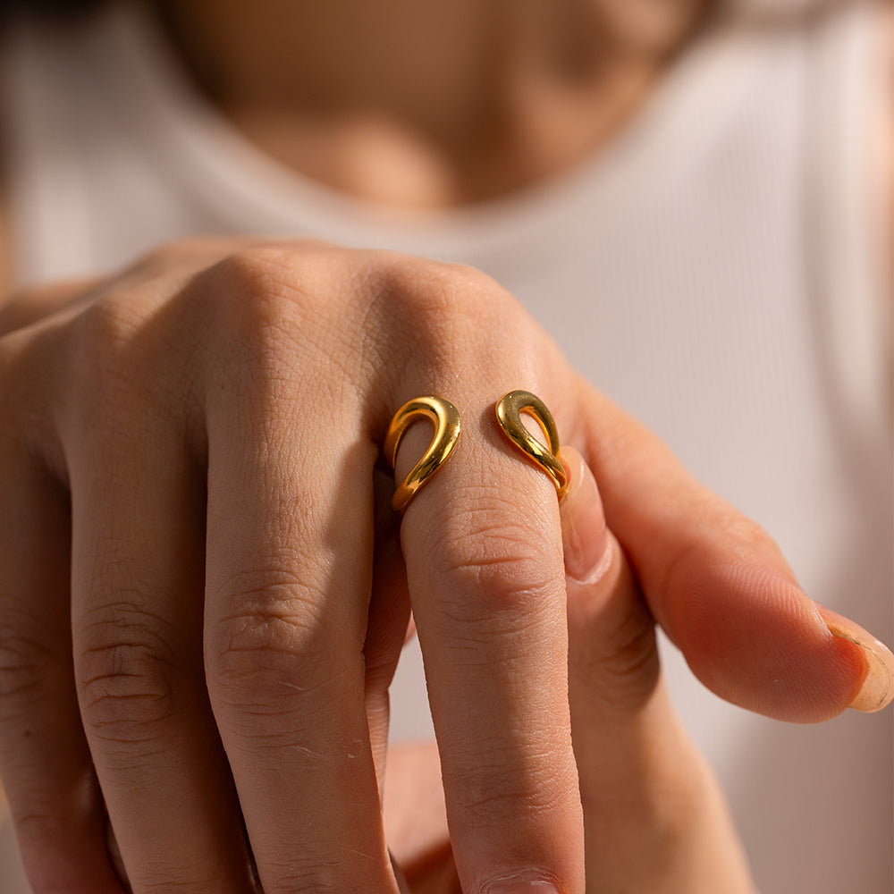Moonlit Hug Ring