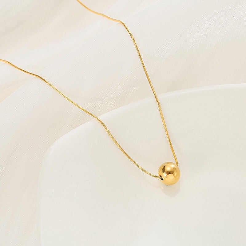 Tiny ball Necklace