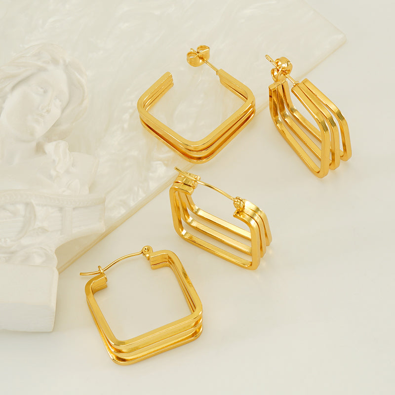 Gold Crescent Hoop Earrings (Round)