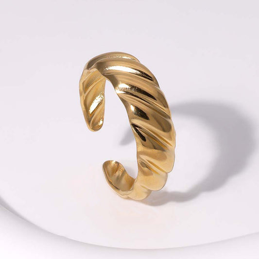 Gold Plated simple lines open ring