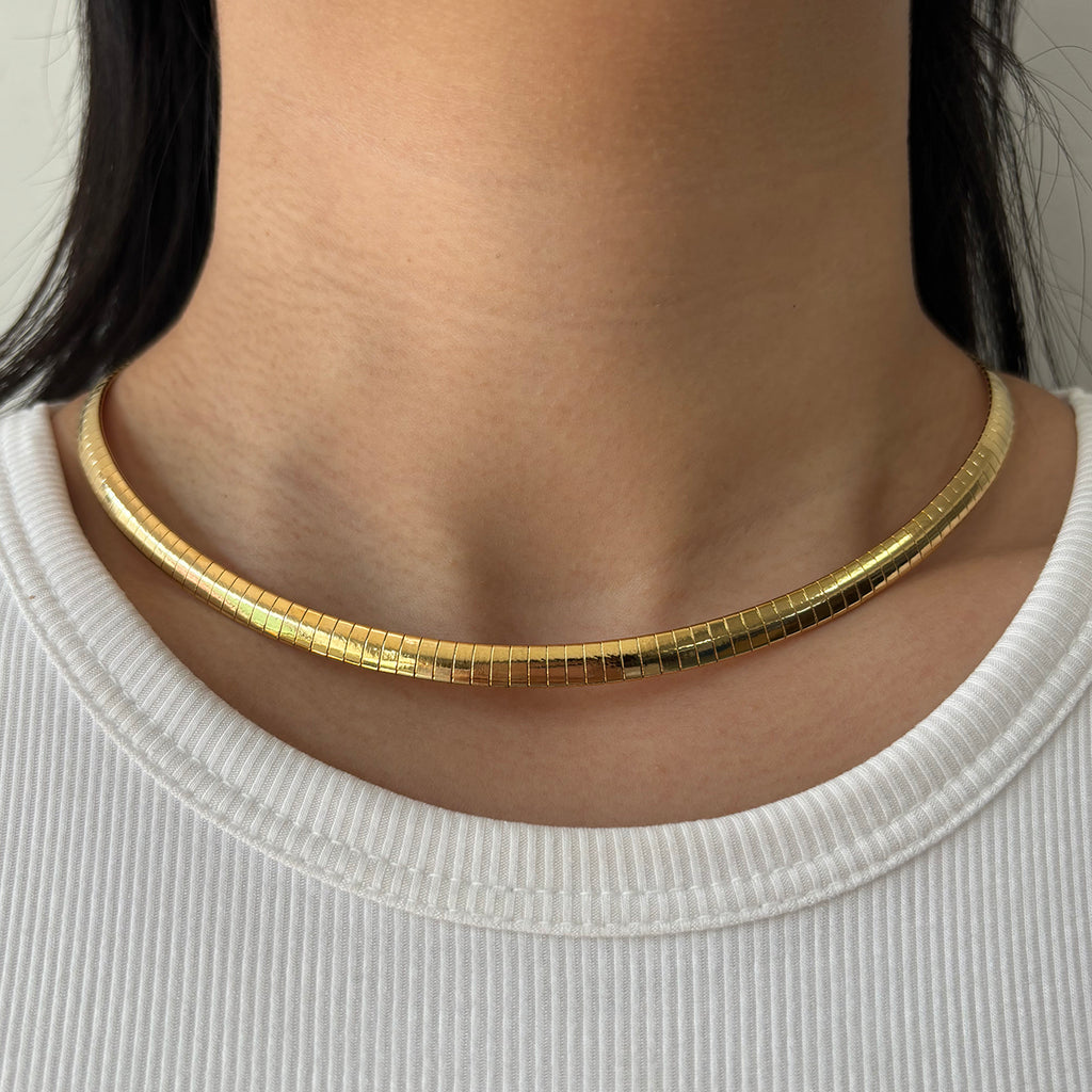 The Omega Choker