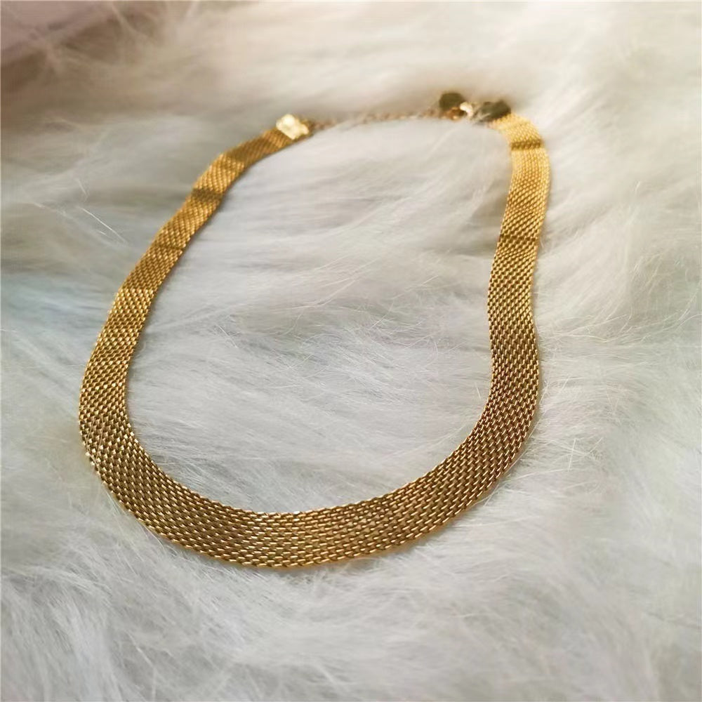 Radiance Mesh Choker