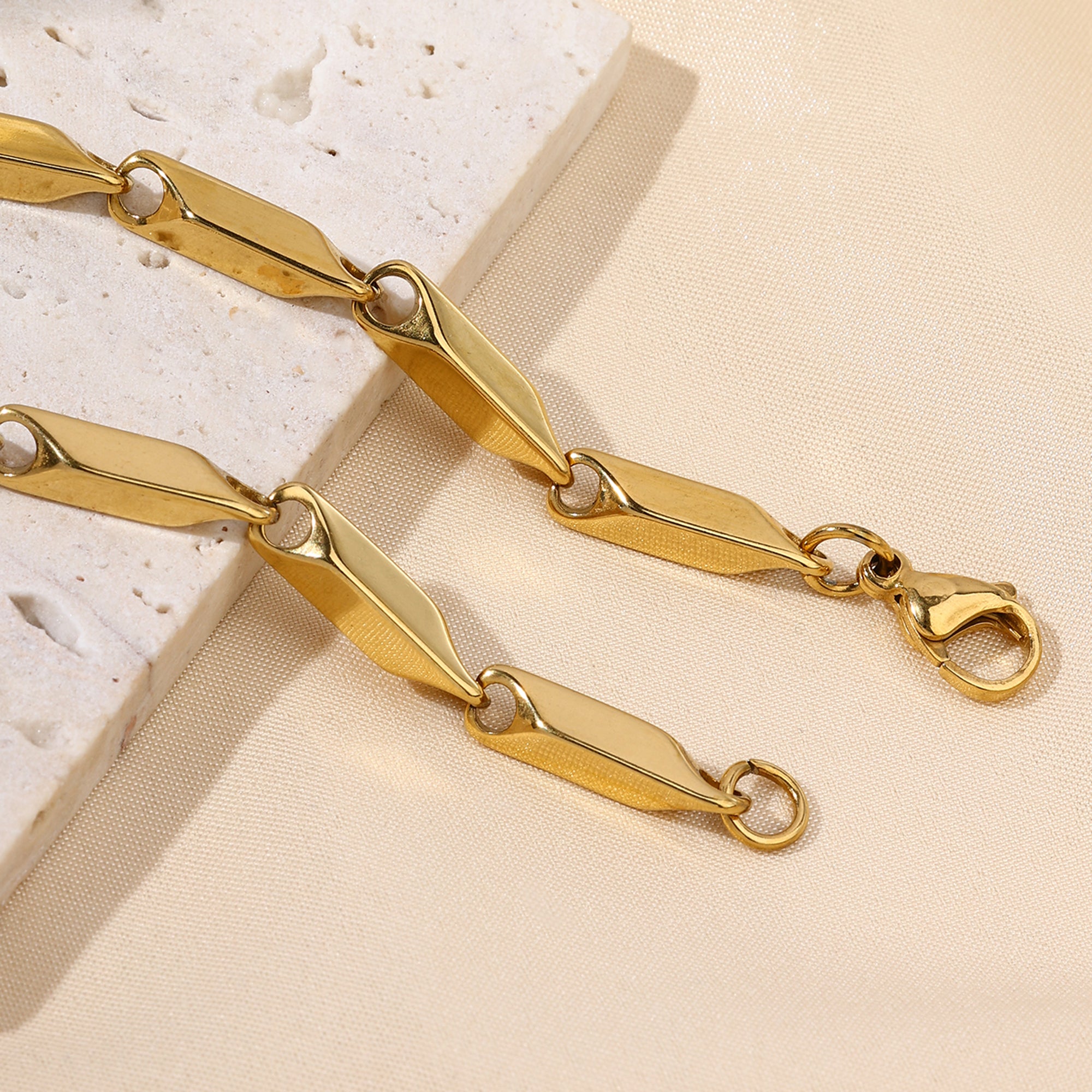 Unisex Apex Chain