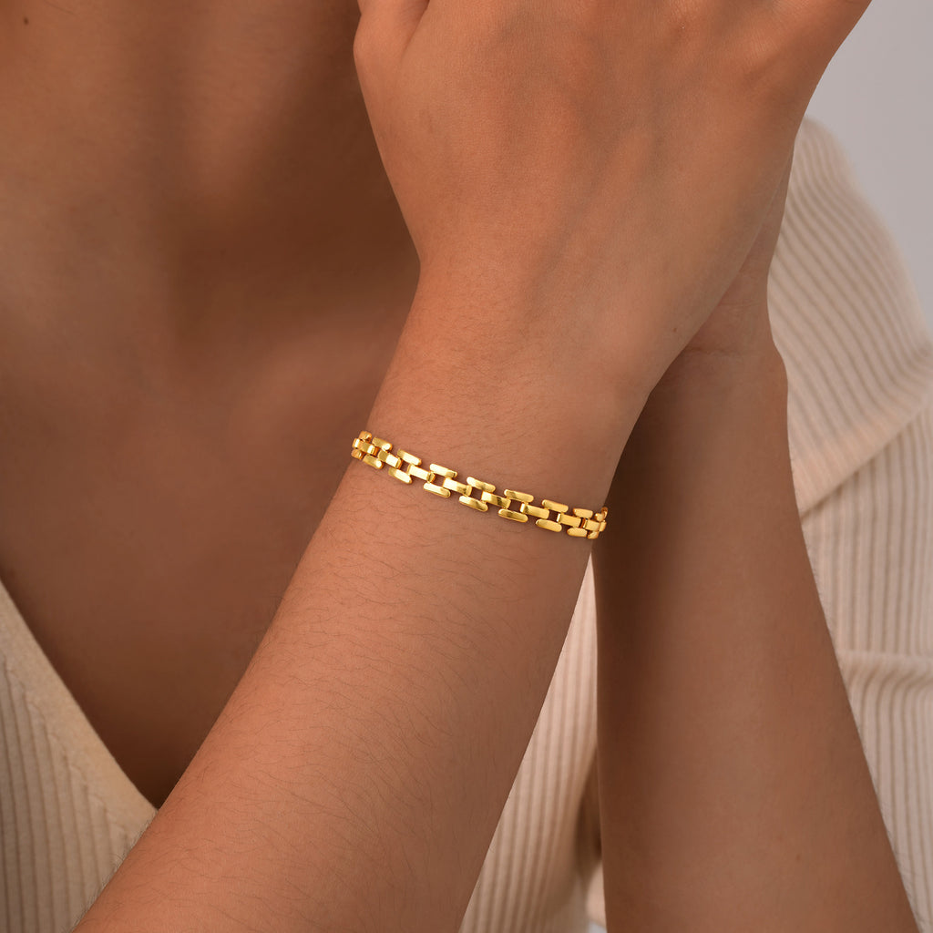 Gold Link Chain Bracelet