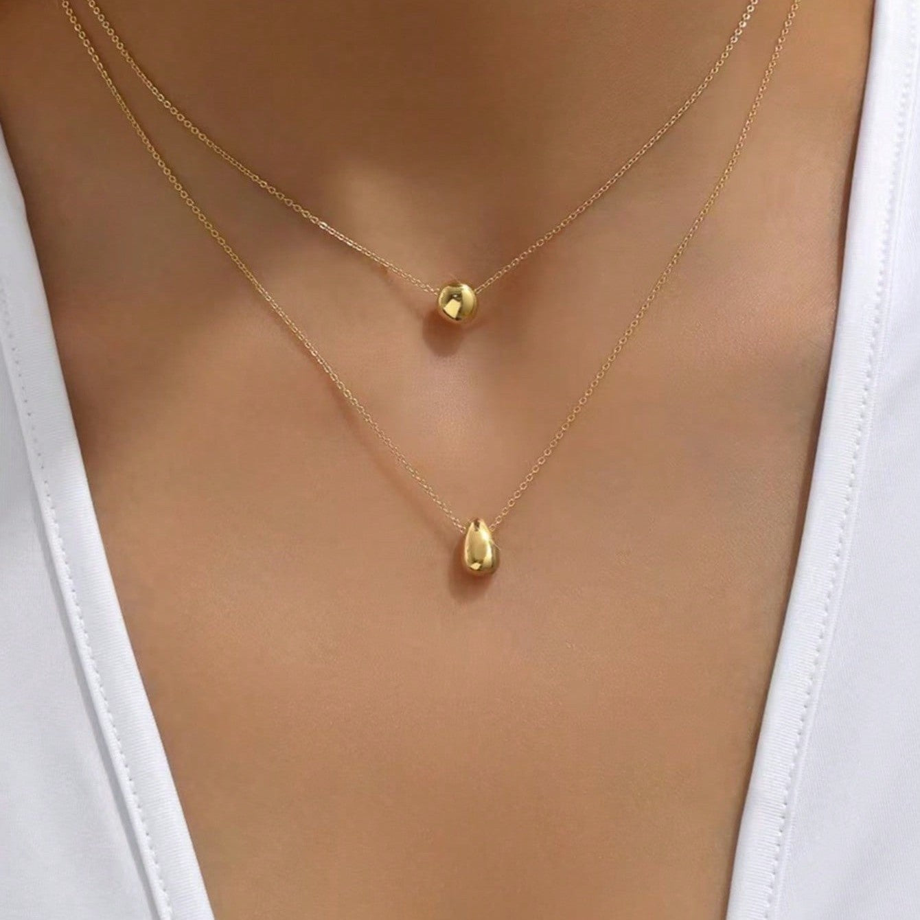 Two-Layered Drop Bead Necklace