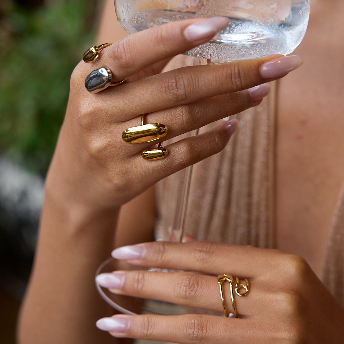 Capsule Ring