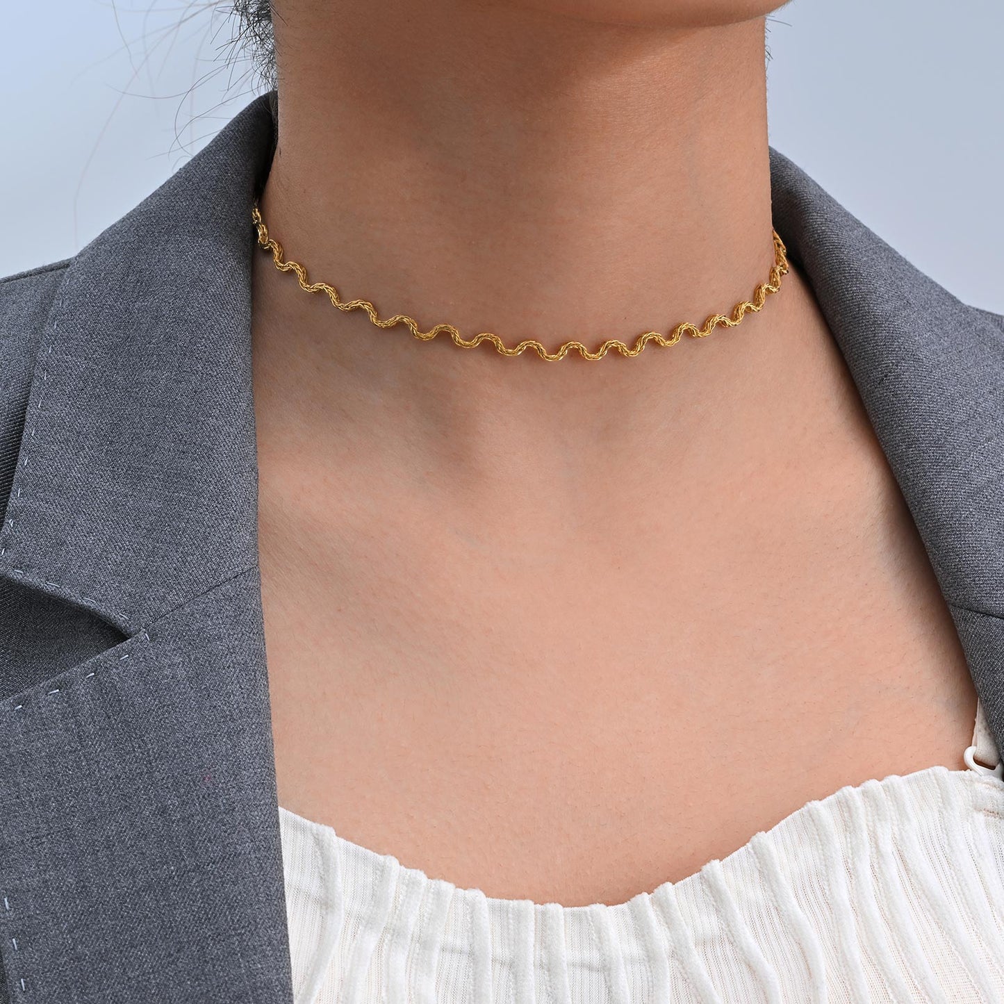 Golden Current Necklace