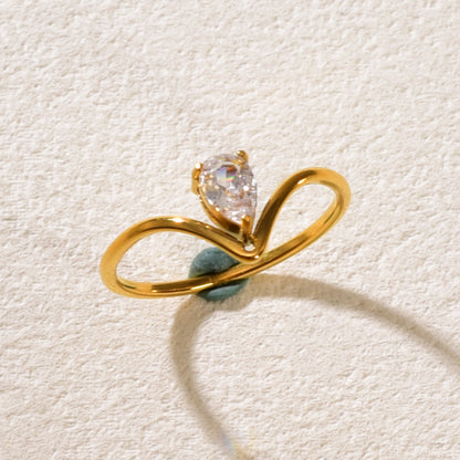 V-Shaped Solitaire Ring