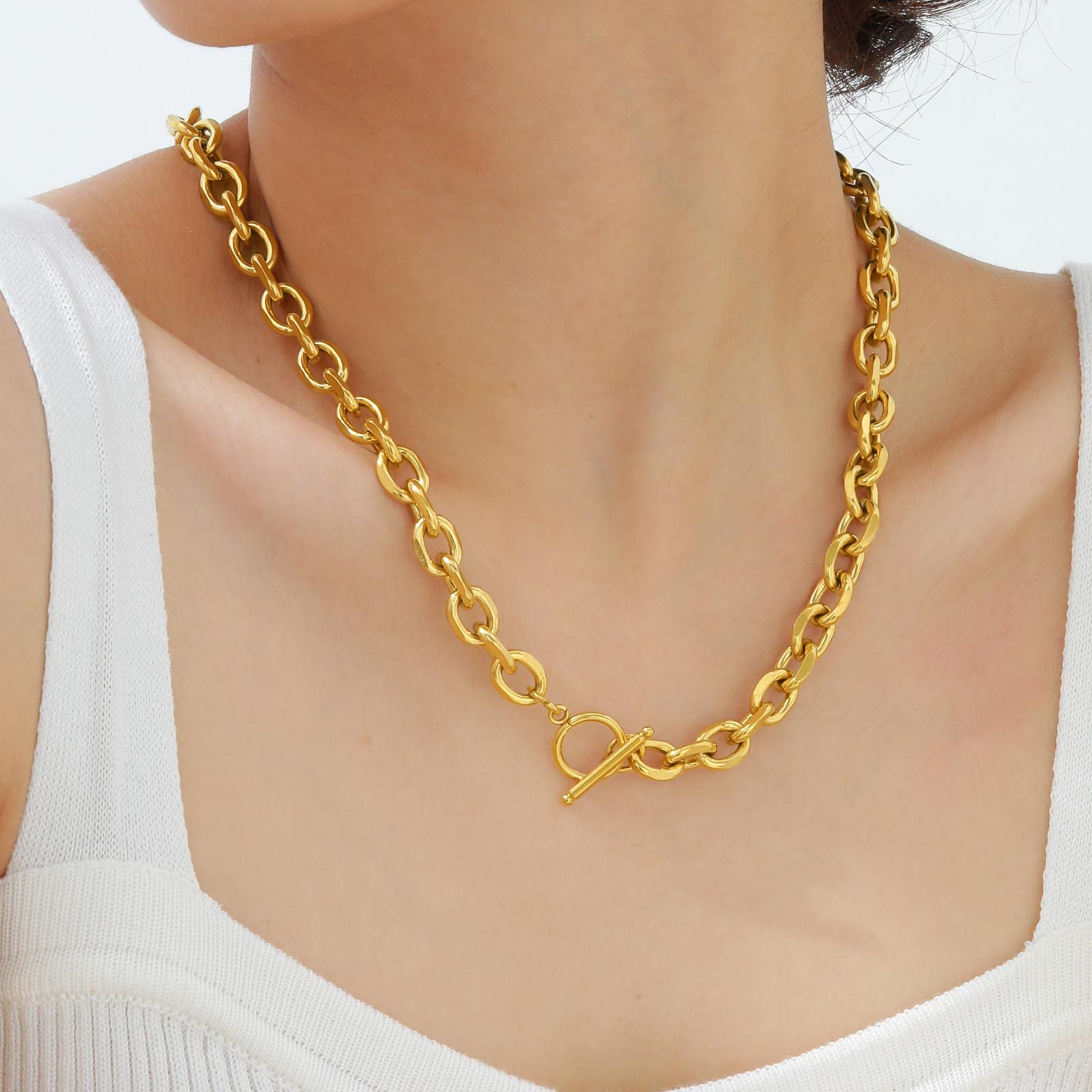 Unisex Toggle Lock Chain