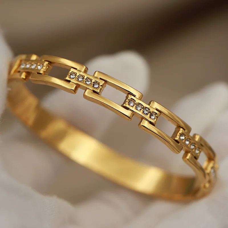 The Interlock Pave Bangle