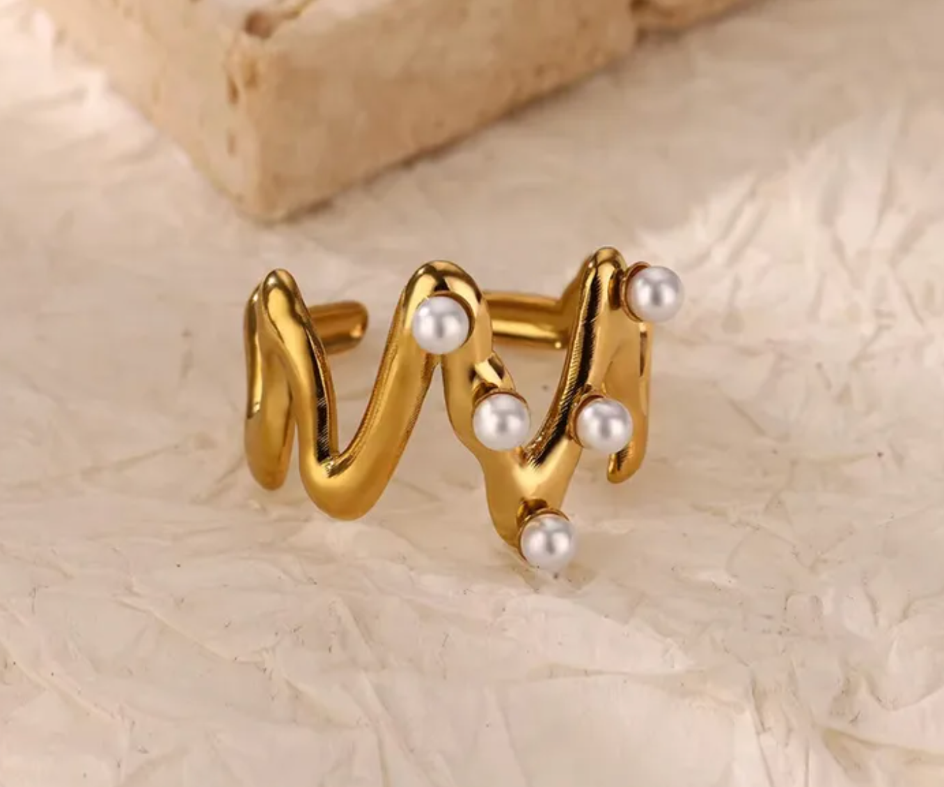 Pearl Wave Ring