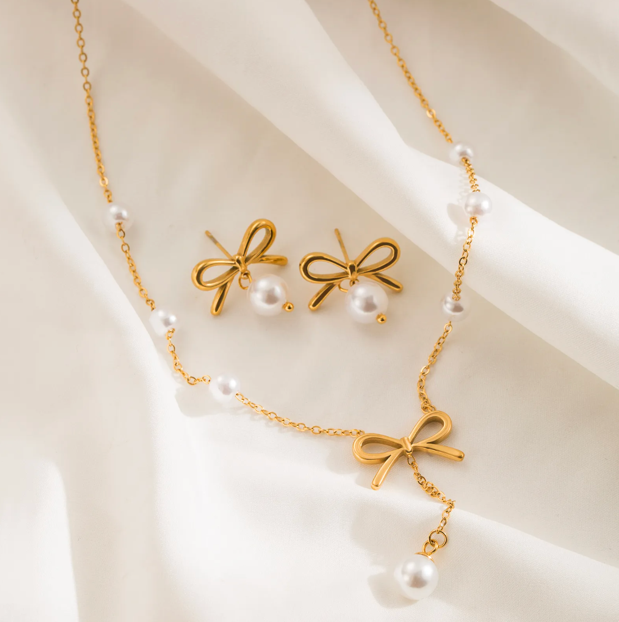 Classic Bow Pearl Set