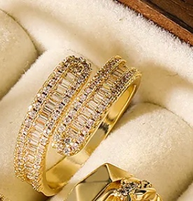 Luxe Lumiere Wrap Ring