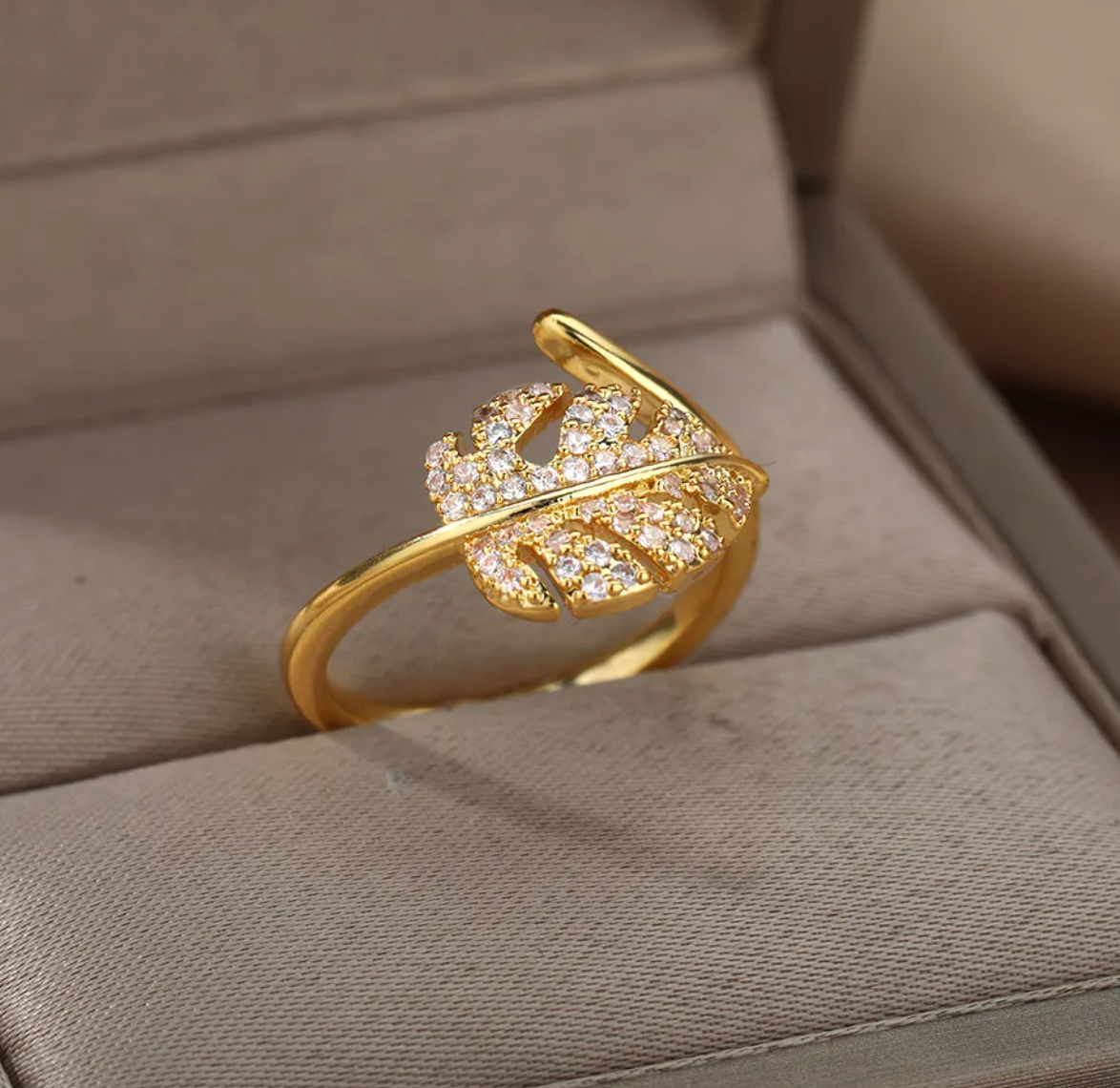 Golden Palm Ring