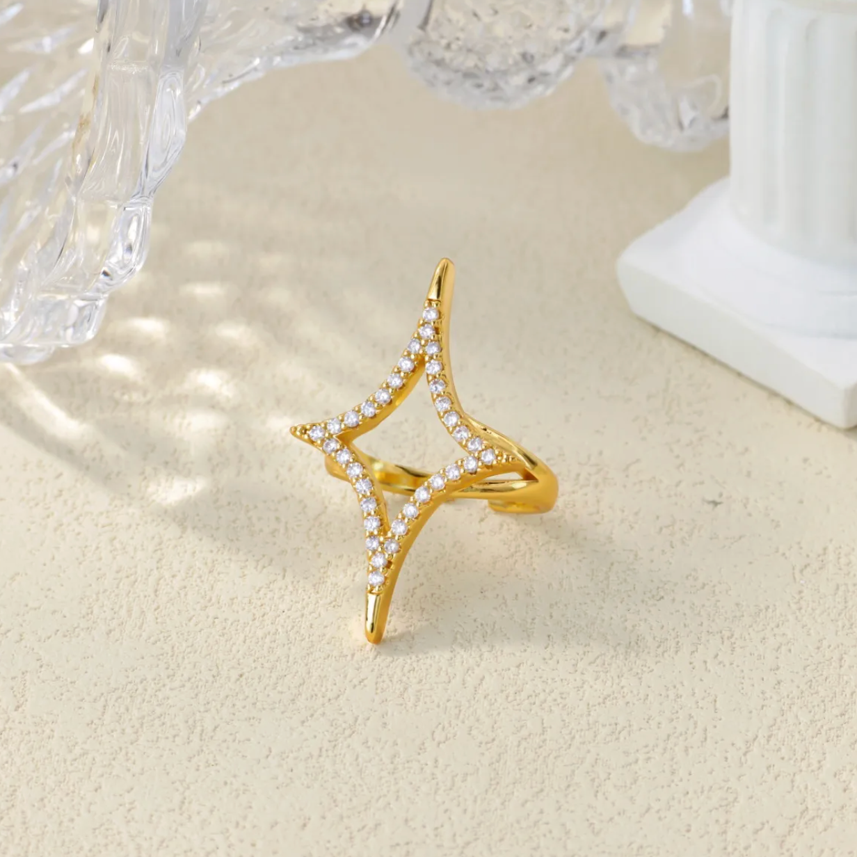 Dazzling Diamond Point Ring