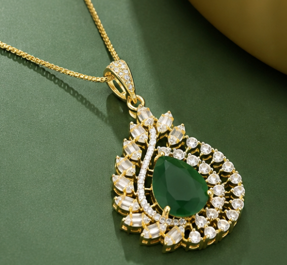 Emerald Teardrop Leaf Pendant Set
