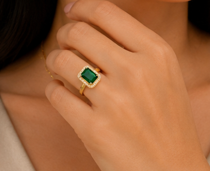 Regal Rectangular Emerald Ensemble