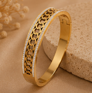 The Interlocking Pave Bangle