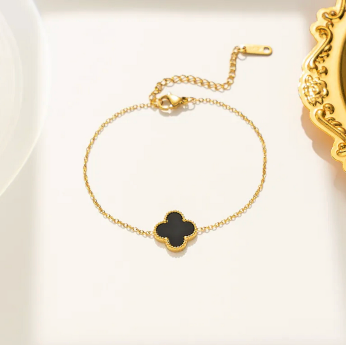 Single Four Leaf Clover Bracelet