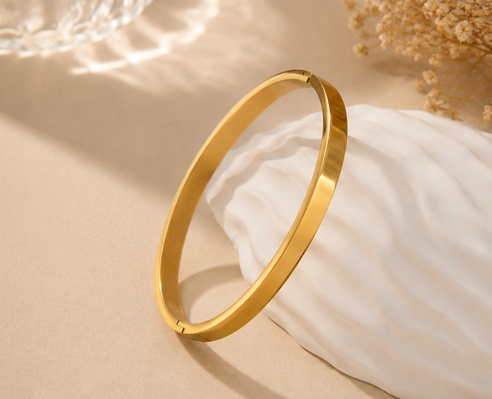 Timeless Band Bangle