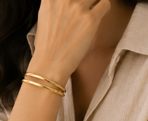 Retro Roman Bangle