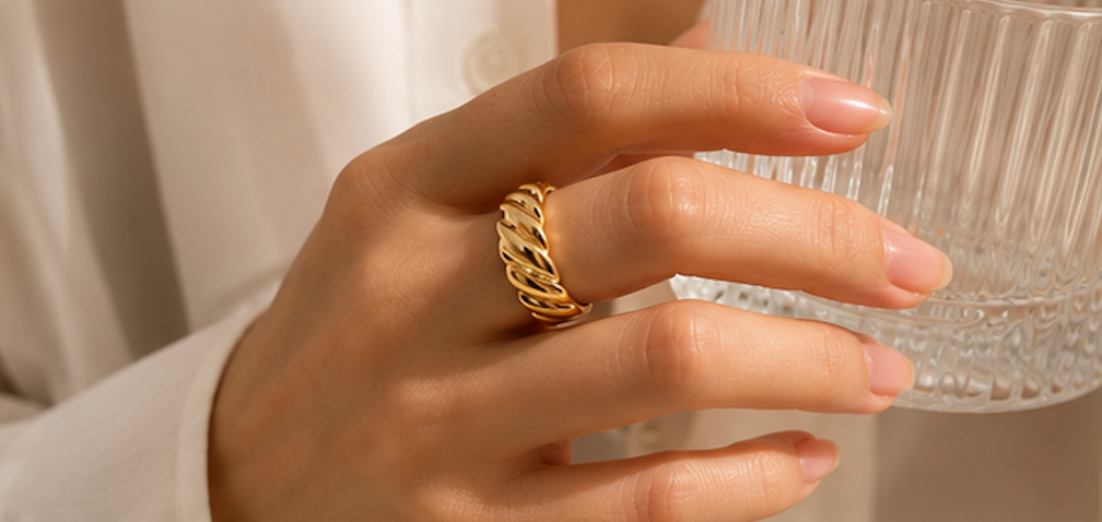 Gold Plated simple lines open ring