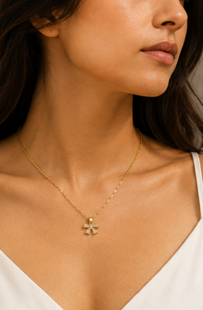 Zircon Bow Necklace