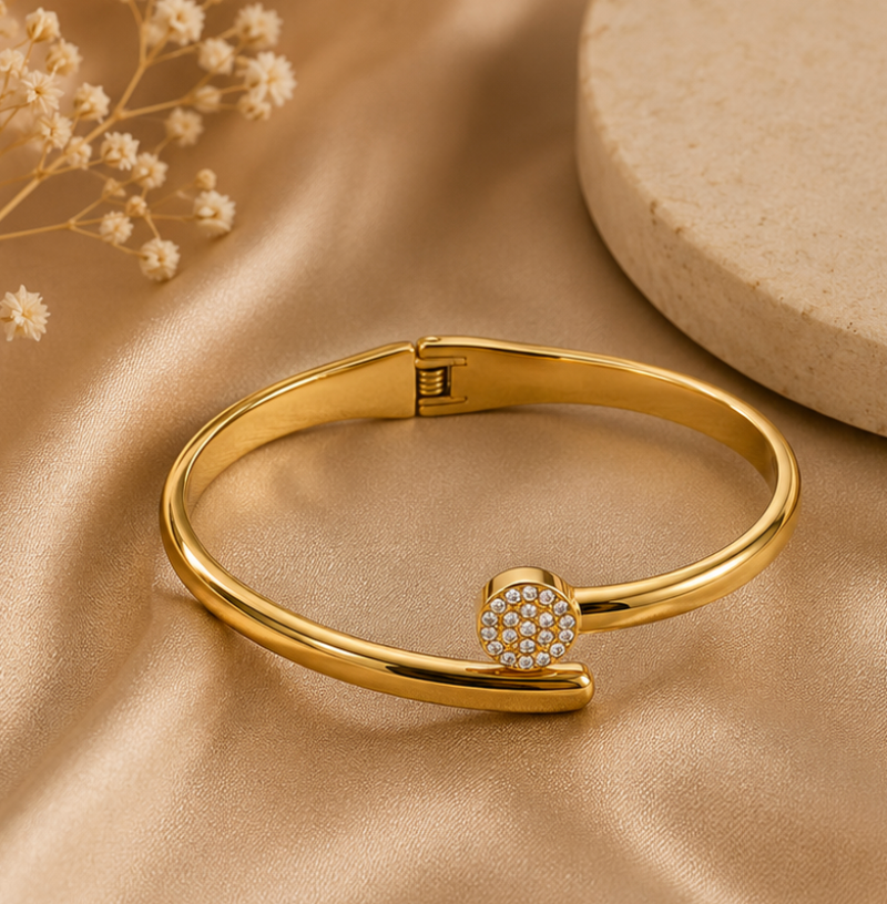 Paved Round Head Nail Bangle