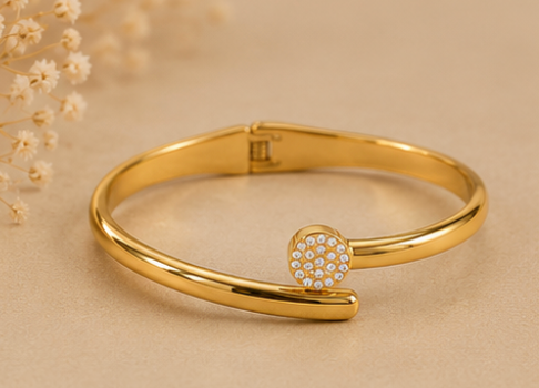 Paved Round Head Nail Bangle