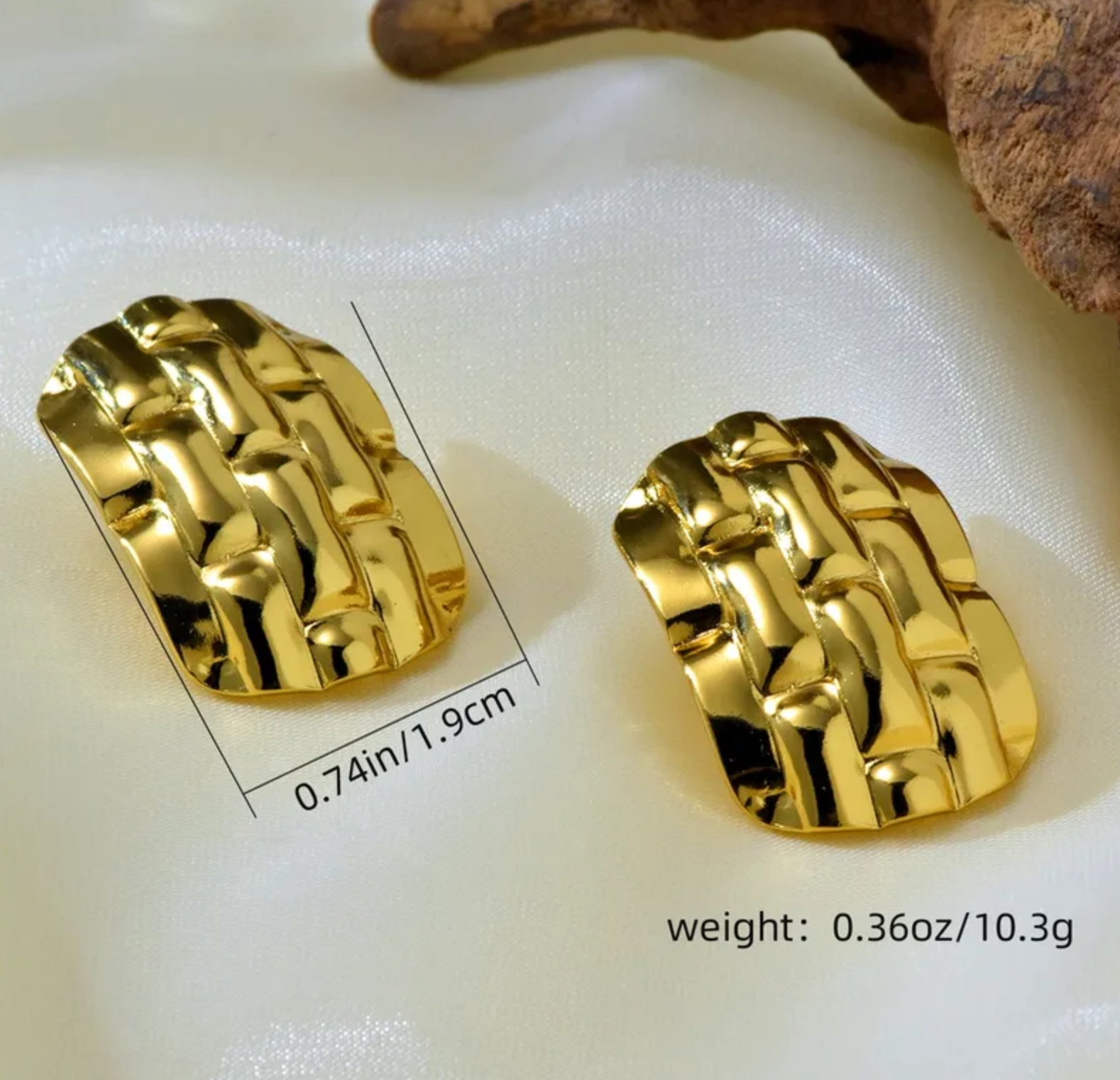 Strap Texture Studs
