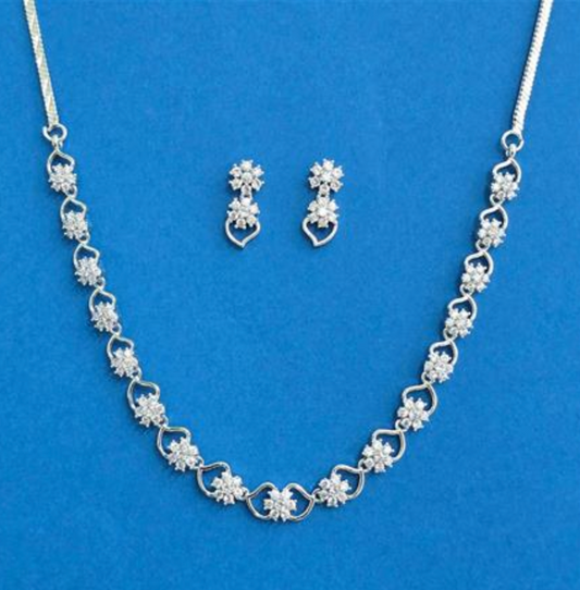 The Sweetheart Bloom Necklace Set
